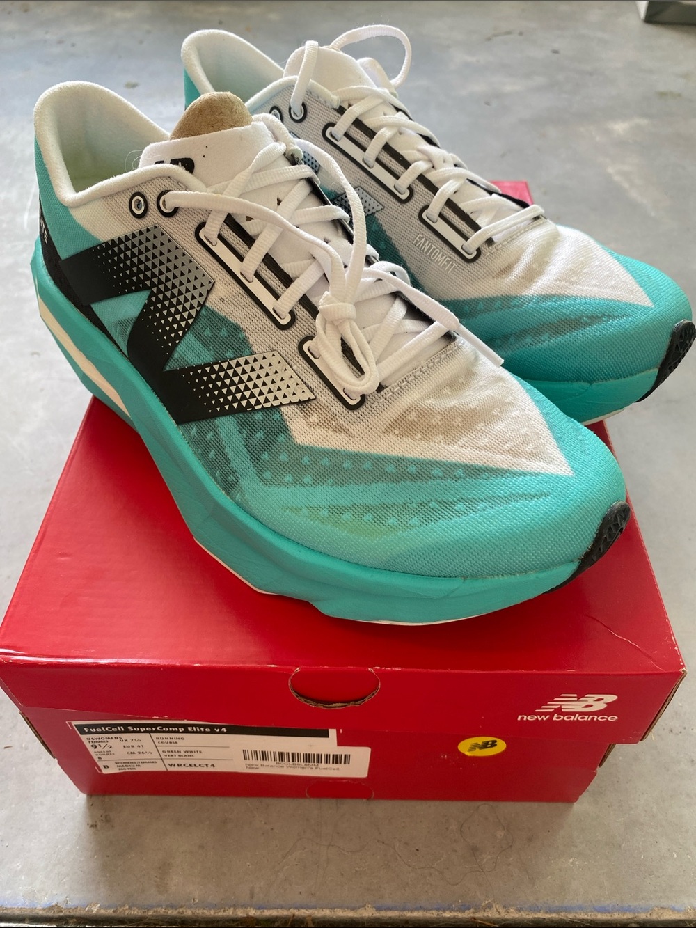 New Balance FuelCell SuperComp elite v4